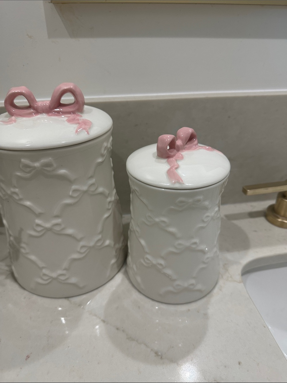Room essentials White Ceramic Bath Canister with Pink Bow Lid x 2
